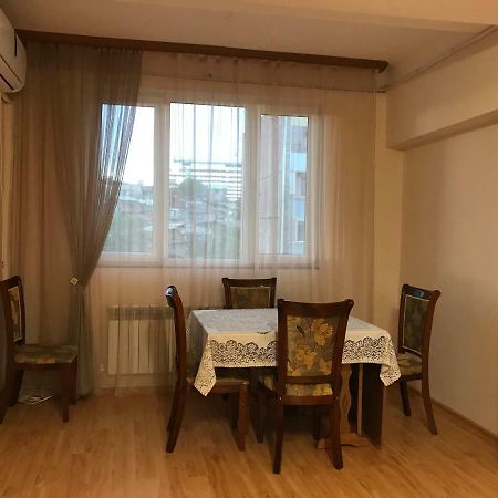 33 Martiros Saryan Street Apartment Yerevan Exterior photo