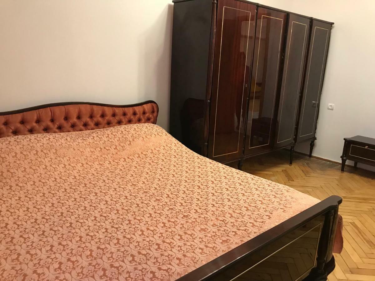 33 Martiros Saryan Street Apartment Yerevan Exterior photo
